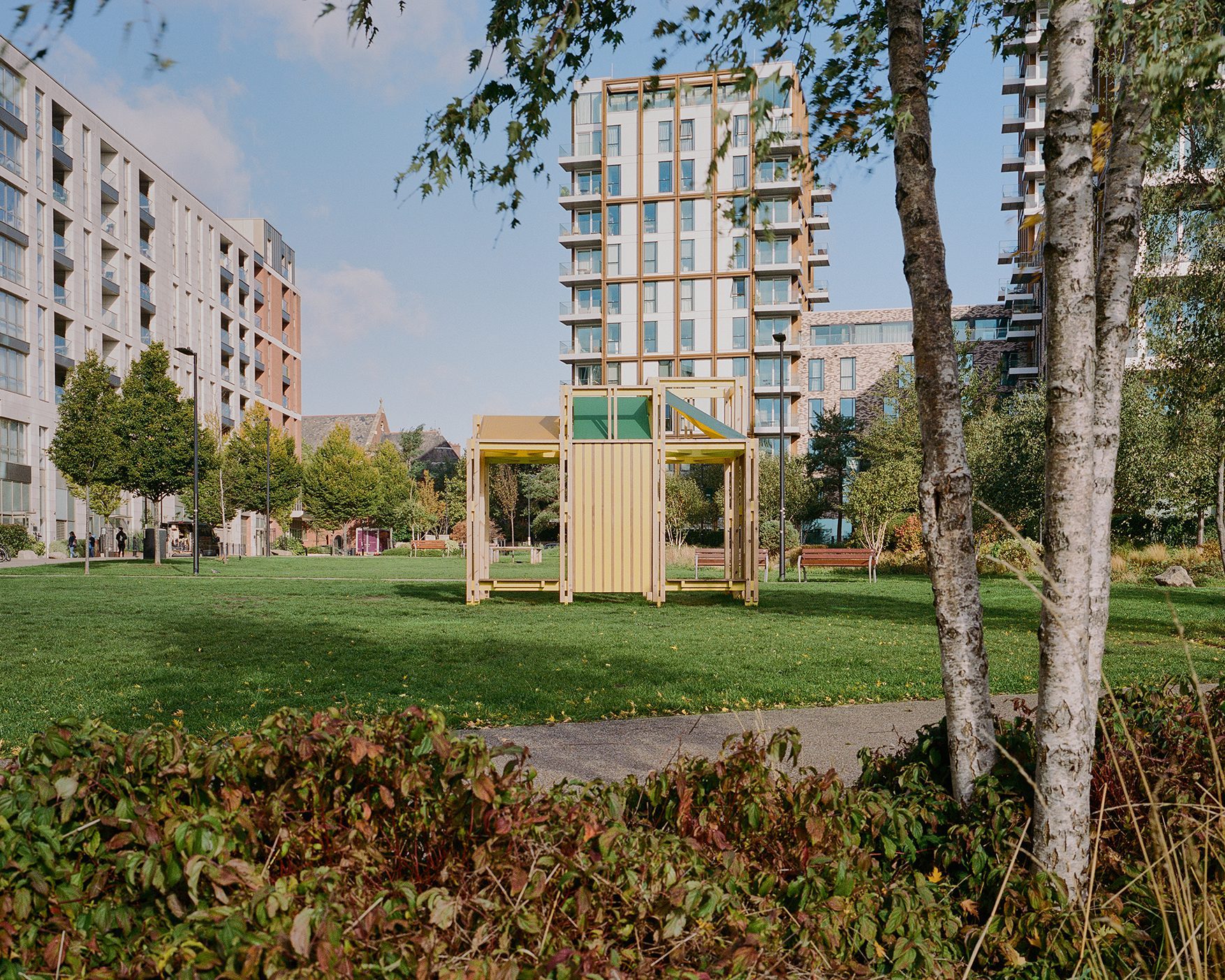 Woodberry Down pavilion by RC/YYC